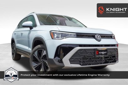 New 2025 Volkswagen Taos SE