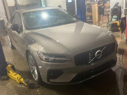 Used 2021 Volvo S60 T5 Momentum w/ Advanced Package