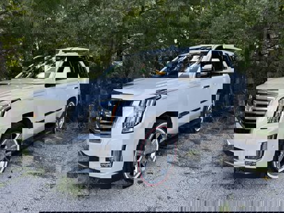 Used 2017 Cadillac Escalade Luxury