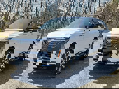 New 2025 Cadillac Escalade IQ Luxury 2