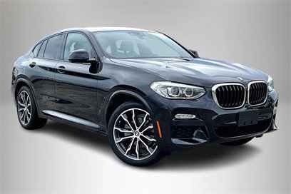 Used 2019 BMW X4 xDrive30i w/ M Sport Package 2