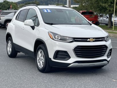 Used 2022 Chevrolet Trax LT w/ LT Convenience Package