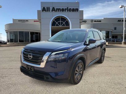 Used 2024 Nissan Pathfinder SV