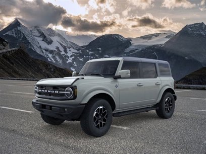 New 2024 Ford Bronco Outer Banks
