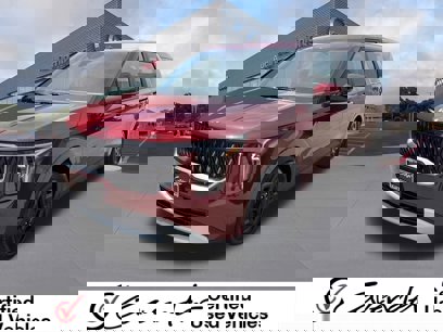 Used 2025 Kia Carnival