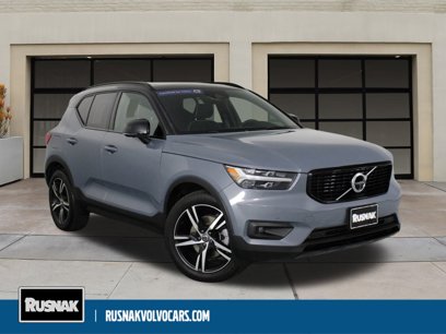 Certified 2022 Volvo XC40 T4 R-Design