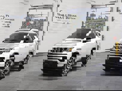 New 2024 Jeep Compass Latitude w/ Sun and Sound Group