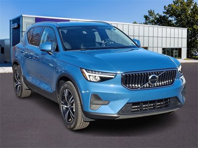 Used 2024 Volvo XC40 B5 Core