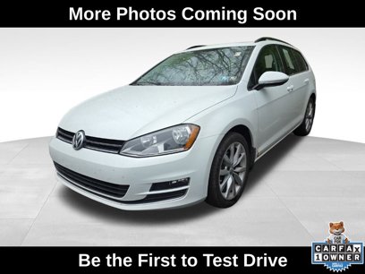 Used 2017 Volkswagen Golf SE