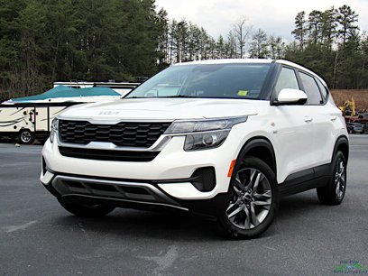 Used 2023 Kia Seltos LX