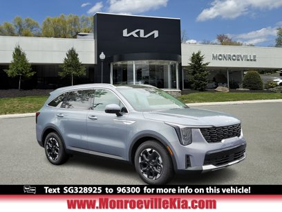 New 2025 Kia Sorento S w/ Panoramic Sunroof Package