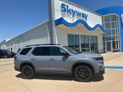 New 2025 Honda Pilot Black Edition