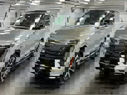 New 2025 Cadillac Escalade IQ Luxury 2