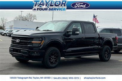 New 2025 Ford F150 XLT w/ Equipment Group 302A MID