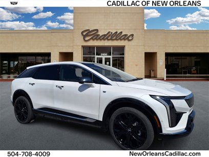 New 2025 Cadillac Optiq Luxury 1 w/ LPO, ONYX Package