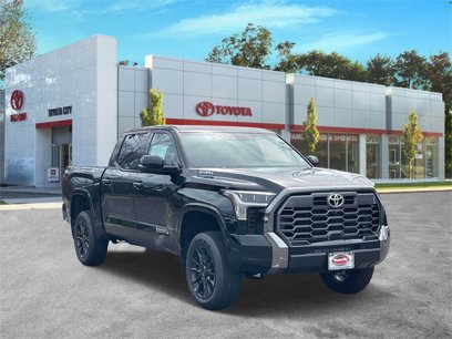 New 2025 Toyota Tundra Platinum w/ TRD Off-Road Package