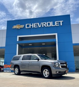 Used 2019 Chevrolet Suburban LT w/ Luxury Package