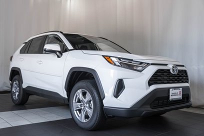 New 2025 Toyota RAV4 XLE