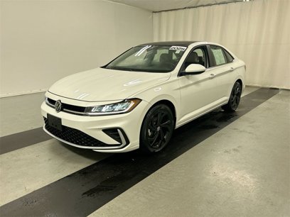Used 2025 Volkswagen Jetta SE