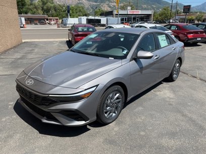 New 2025 Hyundai Elantra Blue