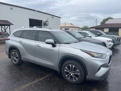 Used 2020 Toyota Highlander XLE