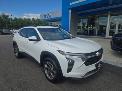 Used 2024 Chevrolet Trax LT