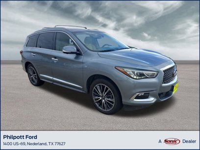 Used 2017 INFINITI QX60 FWD w/ Deluxe Technology Package