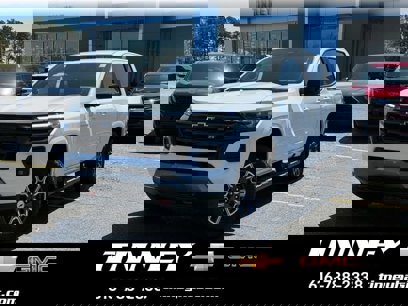 New 2024 Chevrolet Colorado Z71 w/ Z71 Convenience Package 2