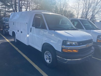 New 2024 Chevrolet Express 3500 w/ Power Convenience Package