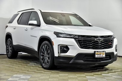 Used 2023 Chevrolet Traverse RS
