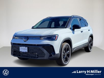 New 2025 Volkswagen Taos SE