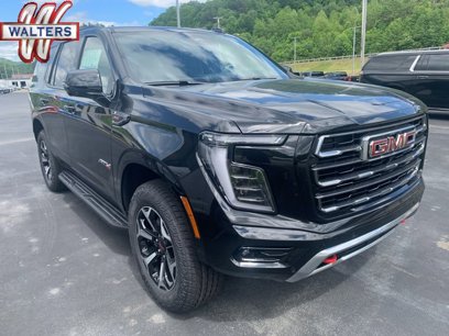 New 2025 GMC Yukon AT4