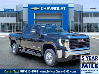 New 2025 GMC Sierra 2500 Pro w/ 1SA Pro Safety Plus Package