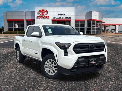 New 2025 Toyota Tacoma SR5