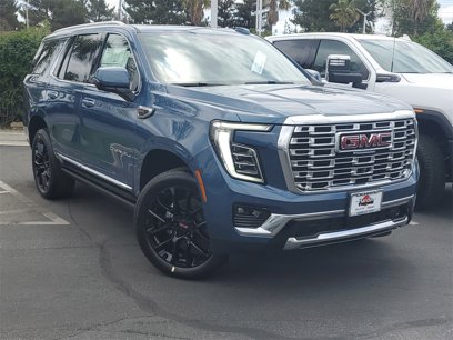 New 2025 GMC Yukon Denali w/ Sun & Power Step Package