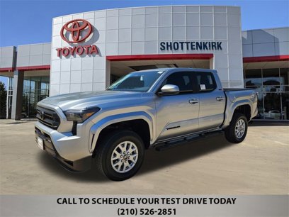 New 2025 Toyota Tacoma SR5