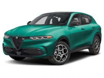 New 2025 Alfa Romeo Tonale w/ Premium Package