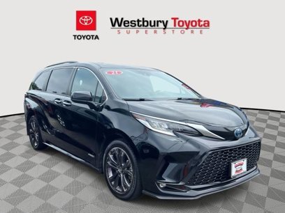 Used 2021 Toyota Sienna XSE