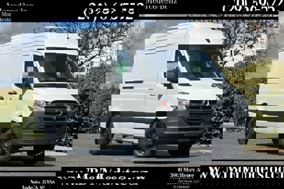 New 2025 Mercedes-Benz Sprinter 2500