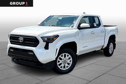 New 2025 Toyota Tacoma SR5