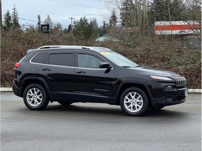 Used 2018 Jeep Cherokee Latitude w/ Cold Weather Group