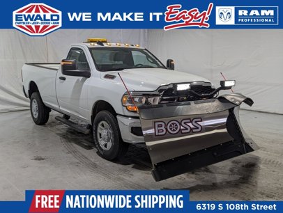 New 2024 RAM 2500 Tradesman w/ Chrome Appearance Group