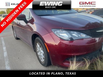 Used 2022 Chrysler Voyager LX