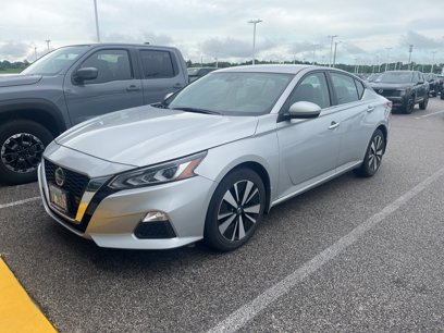 Used 2022 Nissan Altima 2.5 SV