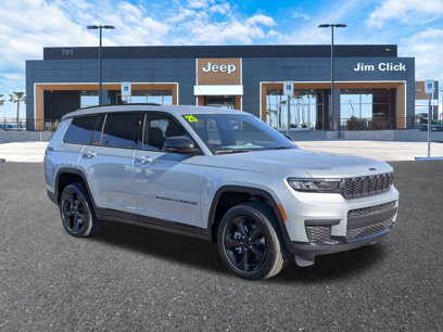 New 2025 Jeep Grand Cherokee L Laredo