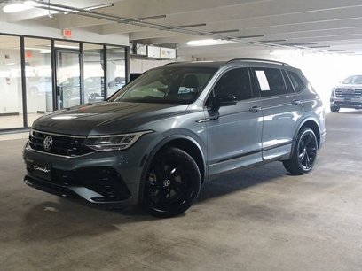 Used 2023 Volkswagen Tiguan SE R-Line