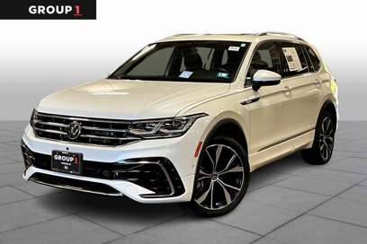 Used 2022 Volkswagen Tiguan SEL R-Line