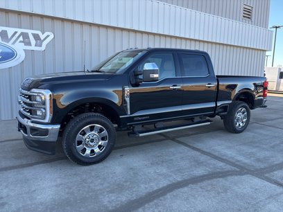 New 2025 Ford F350 Lariat w/ Chrome Package