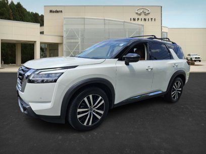 Used 2023 Nissan Pathfinder Platinum