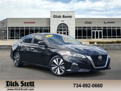 Used 2022 Nissan Altima 2.5 SV